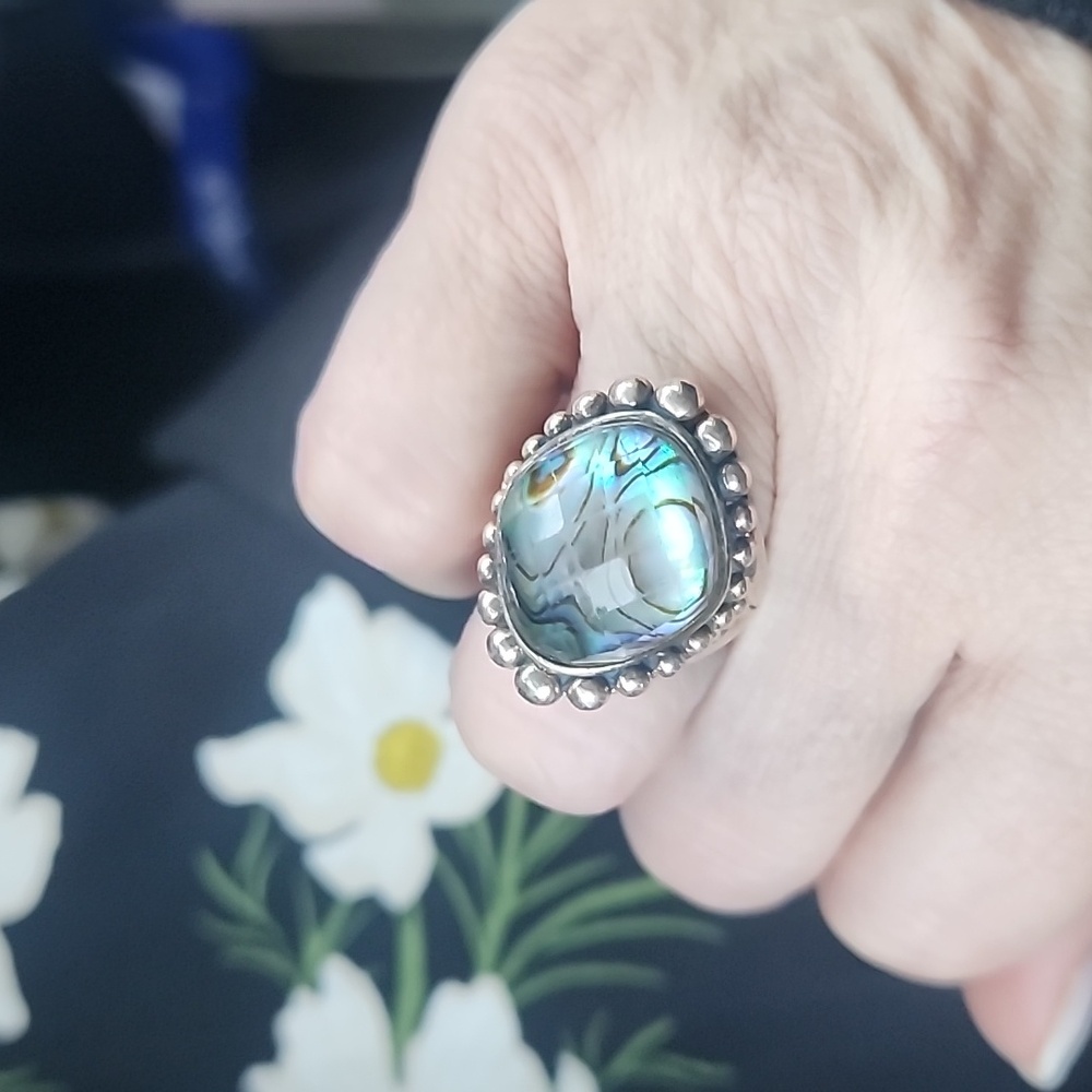 LAGO’s Maya Abalone Ring